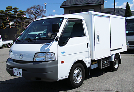 保冷車（冷凍車伊那スズキ）